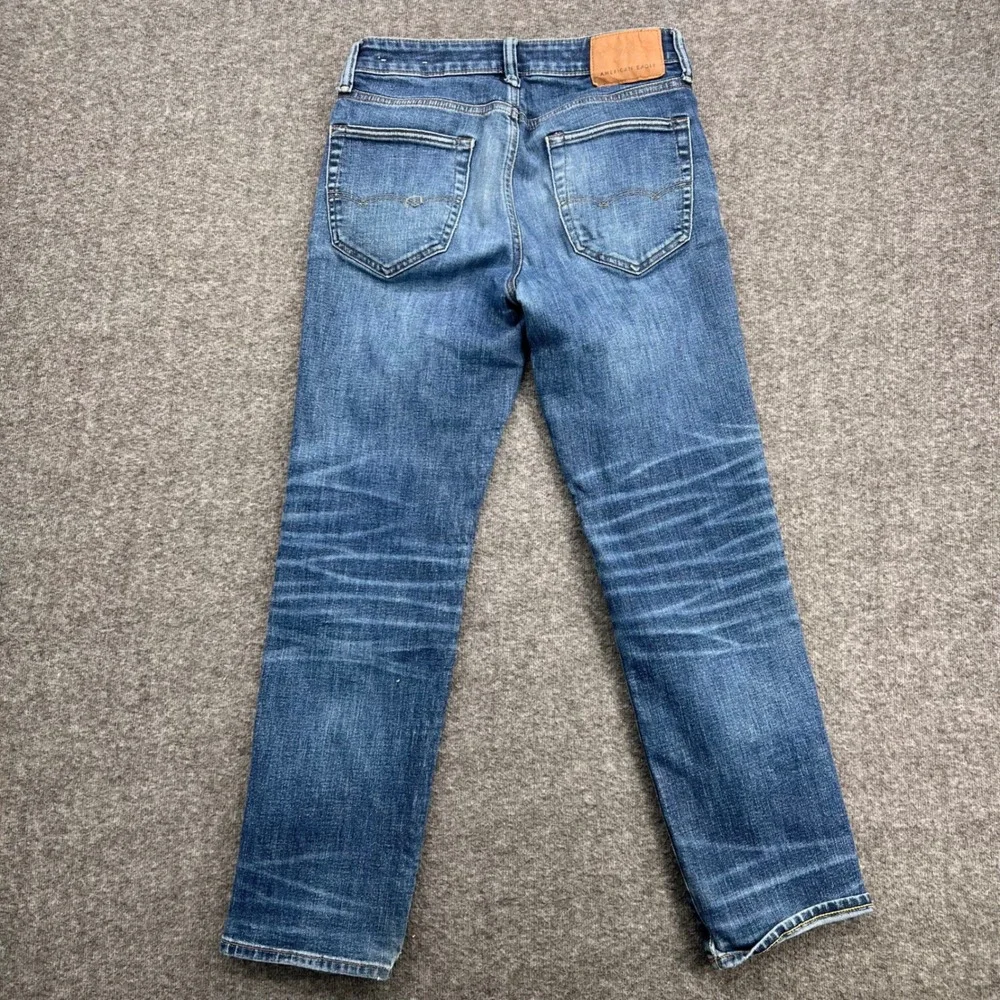 American Eagle Mens Original Straight Airflex+ Medium Wash Blue Denim Jeans